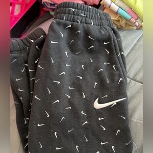 Nike joggers